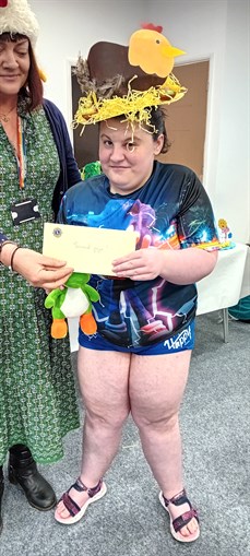 AGO With Suzanne Prize2