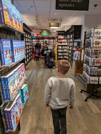 M O 11677 Qmk0az4w8sea7t9mkwe152p0k4fvfpf4